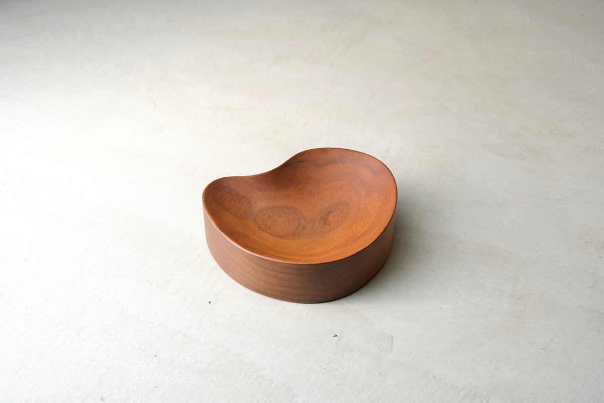 tabine “mitten tray / Walnut” (742)