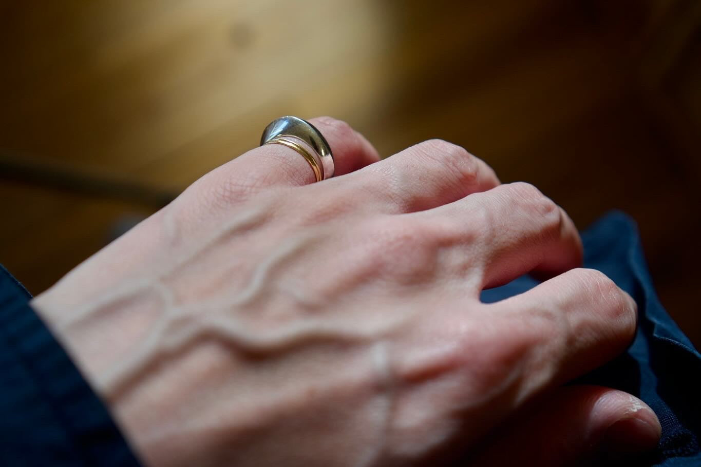 〔001〕Silver Edge Ring