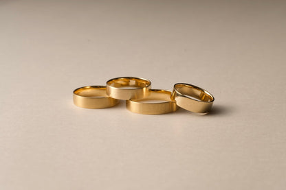 18金の板の指輪  / 4.2mm