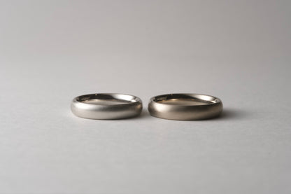 Platinum Classic Oval Ring / 2.0ｍｍ～5.0ｍｍ