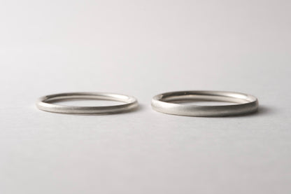 左：太さ1.5mm　右：太さ2.0mm