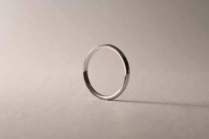 【new】銀の華奢な指輪 / 2.0mm