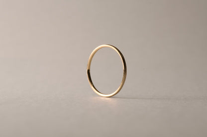 18金の華奢な指輪 / 1.0mm