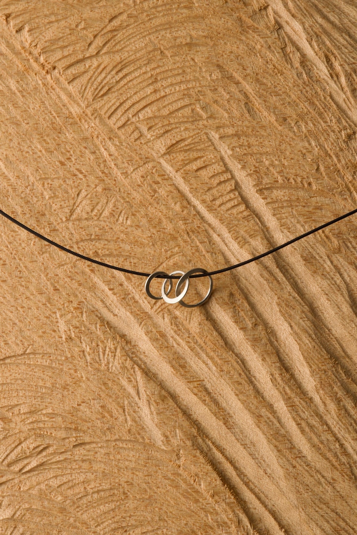 【10月30日(金)20時発売】iki × dzdz Collaboration Choker