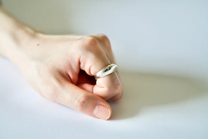 〔001〕Silver Edge Ring