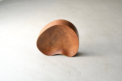 tabine “mitten tray / Walnut” (742)