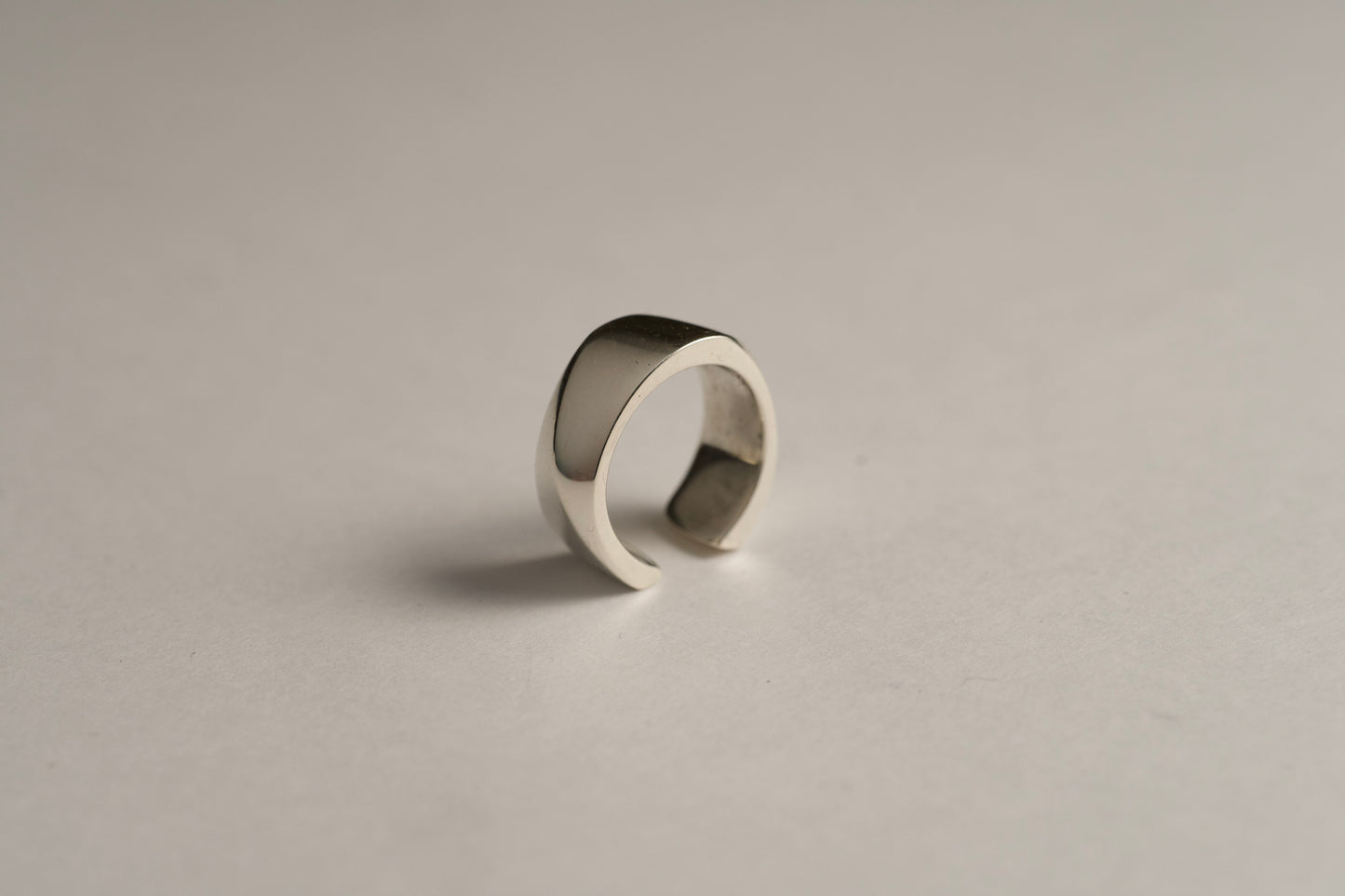 〔002〕Silver Edge Ear cuff