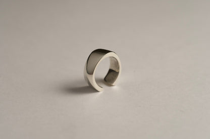 〔002〕Silver Edge Ear cuff