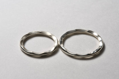 波打った銀の指輪 / 1.8mm