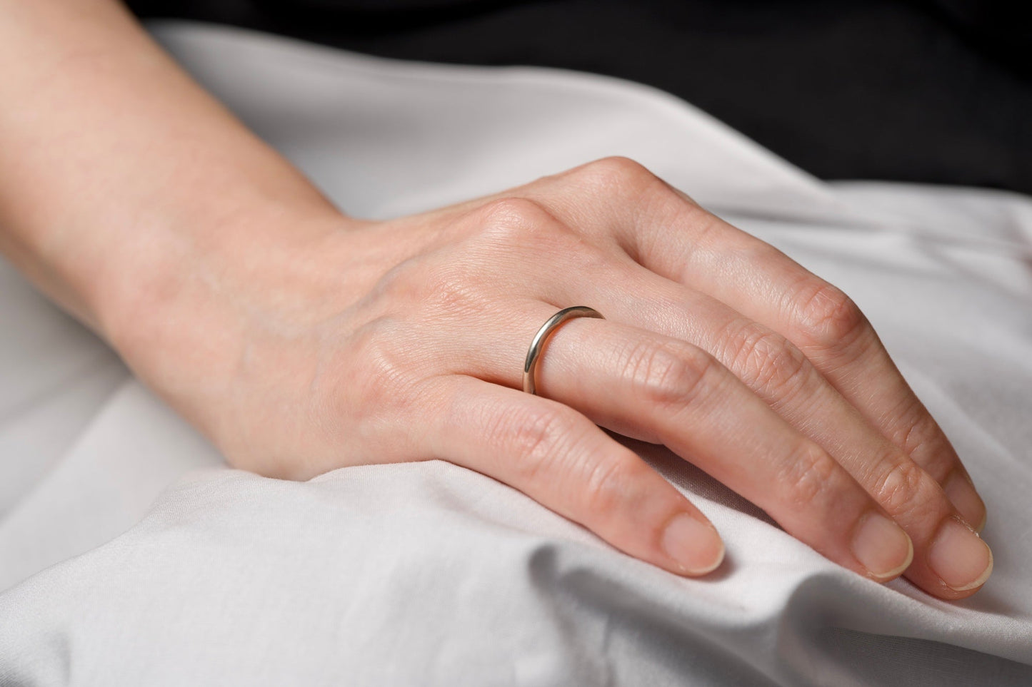 波打った銀の指輪 / 1.8mm