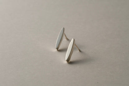 雨粒のようなピアス  / １粒