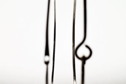 槌で叩き上げた腕輪 / 曲げフック