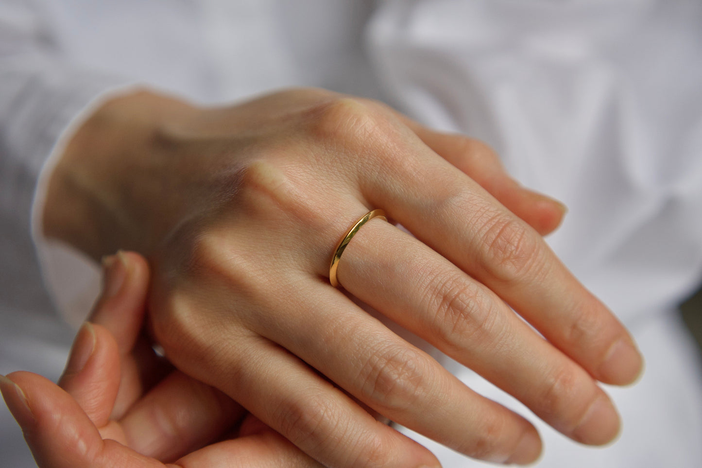 角ばった18金の指輪  / 1.8mm