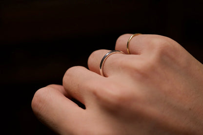 銀の丸い指輪 / 2.0mm