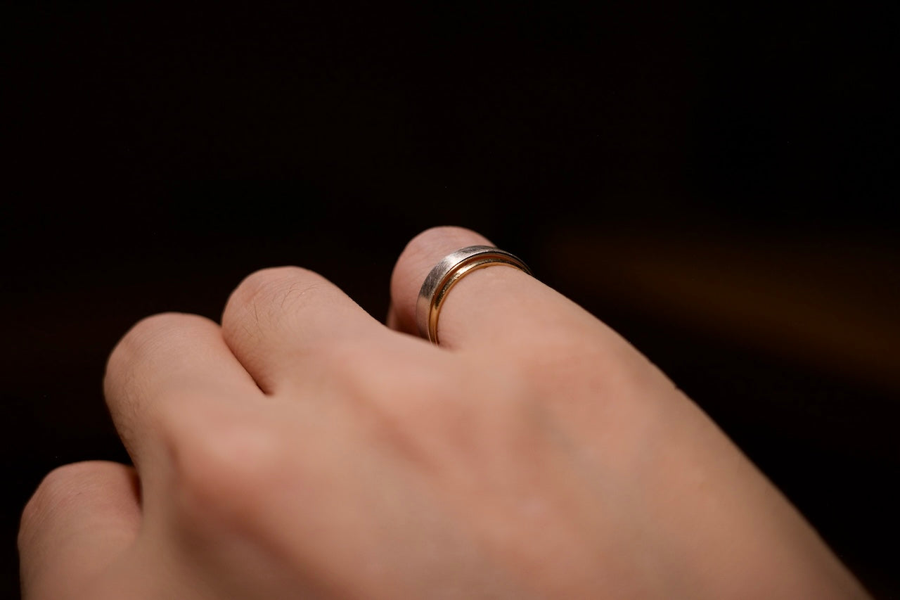 銀の四角い指輪 / 4.0mm