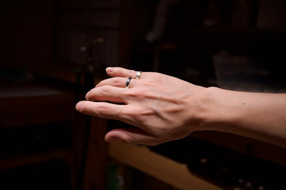 銀の丸い指輪 / 4.5mm