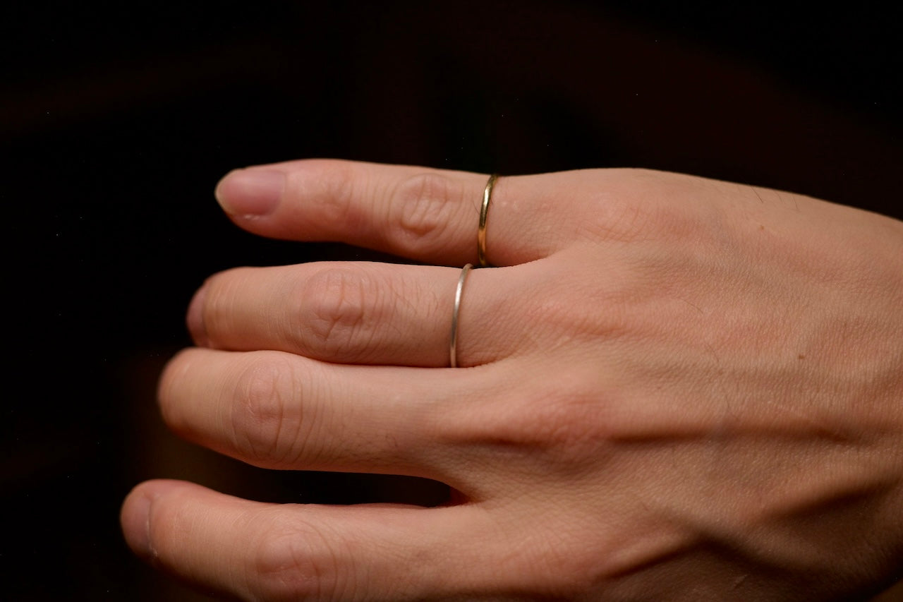 銀の華奢な指輪 / 1.0mm