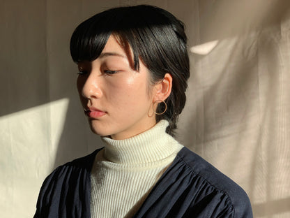 Brass ring earrings / one