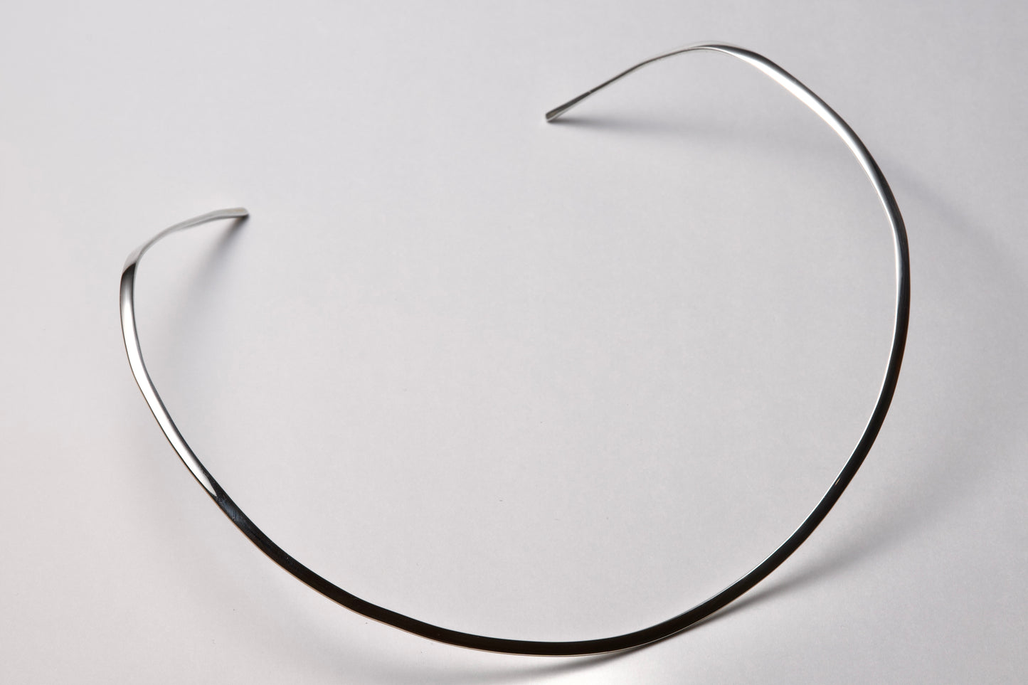 [New] Silver Flat Choker