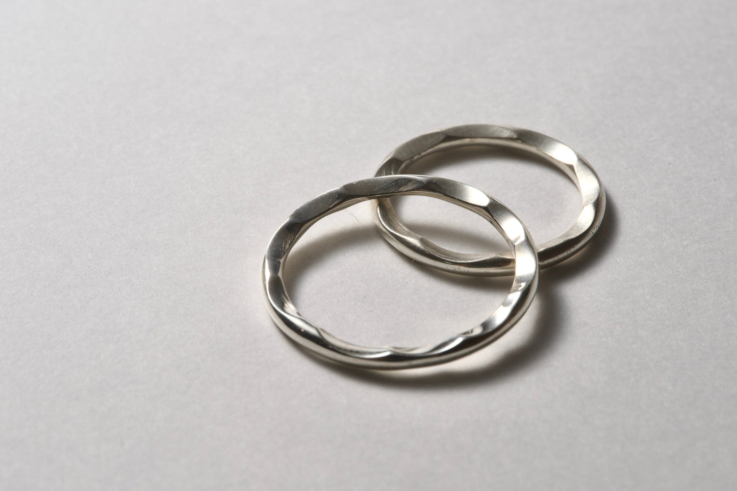Wavy silver ring / 1.8mm