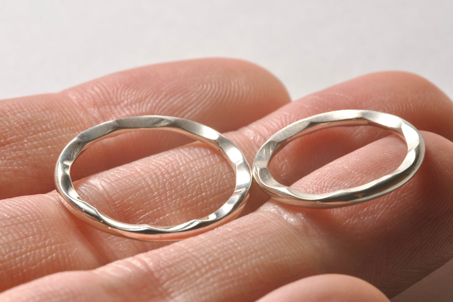 Wavy silver ring / 1.8mm
